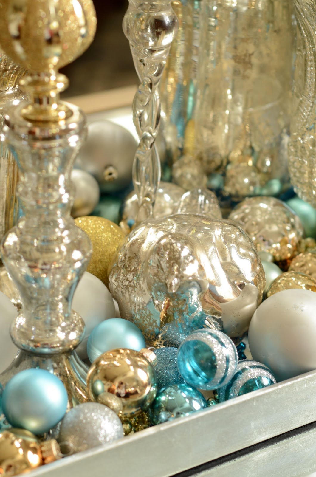 Turquoise and Gold Christmas Decorations