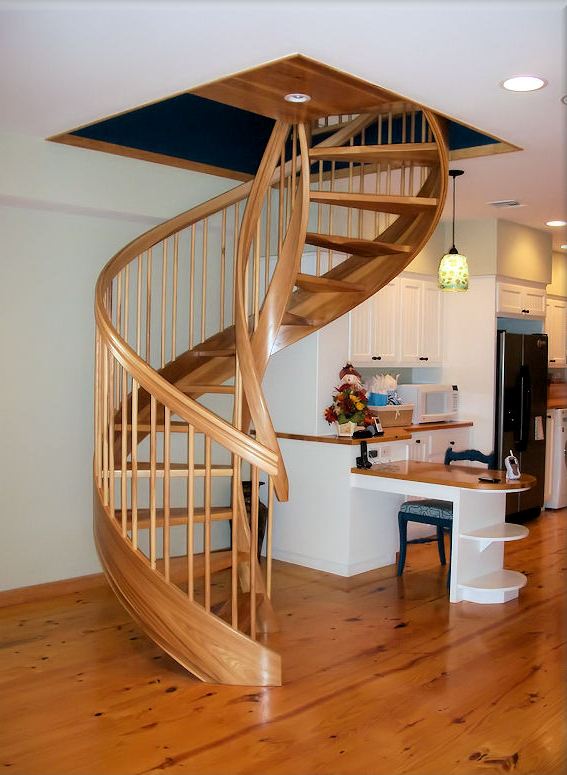 Wooden Spiral Staircase (15)
