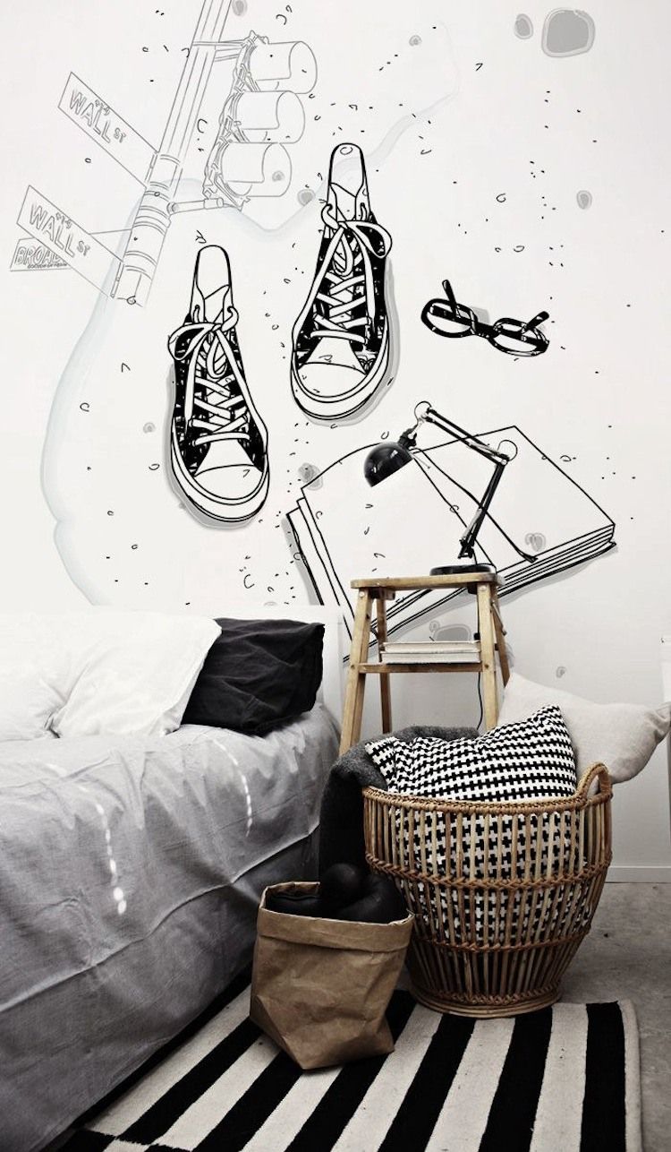 Black & White Teens Bedroom With Oversized Wall Decor Thewowdecor