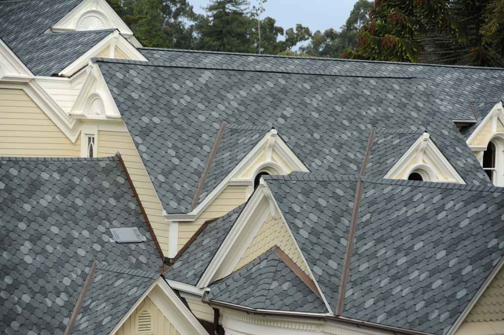 Pros of Asphalt Roofing Shingles