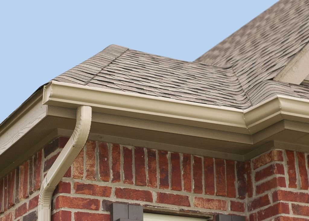 Warning Signs that your Guttering needs Attention