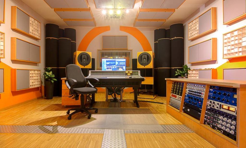 Benefits of the Two Aspects of Acoustics to a Studio