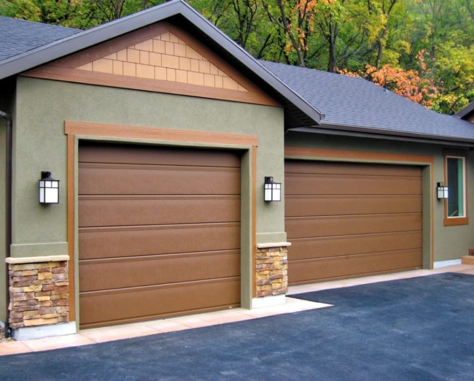 A well-functioning garage door can keep you secure during inclement weather.