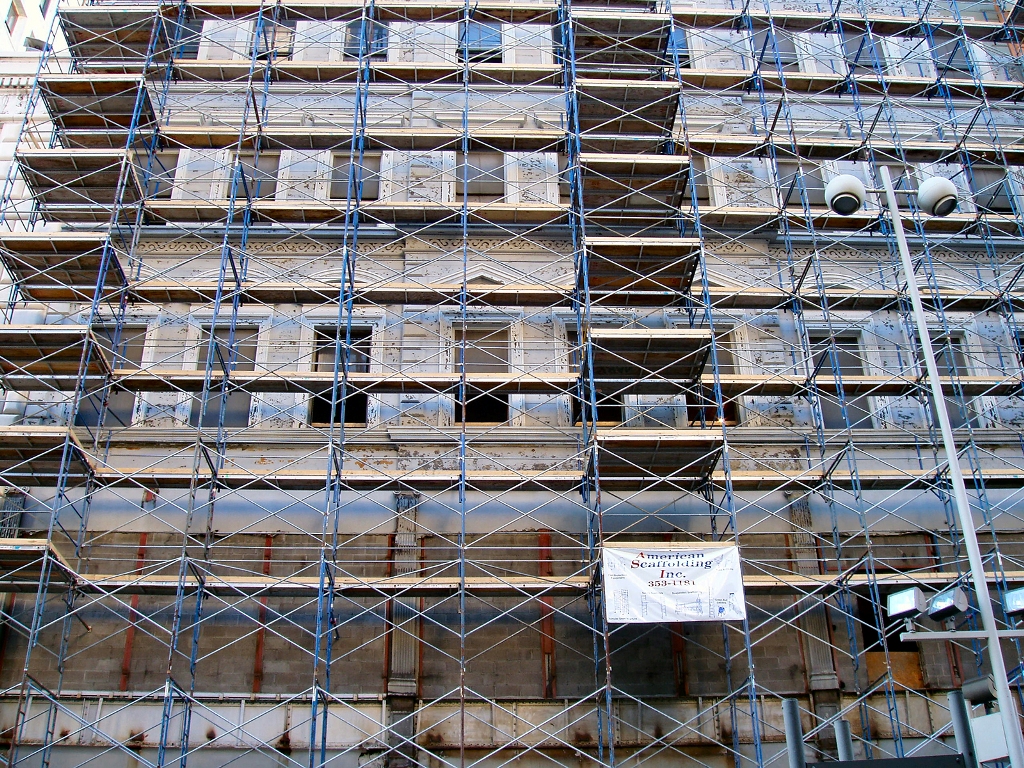 Trestle scaffolding