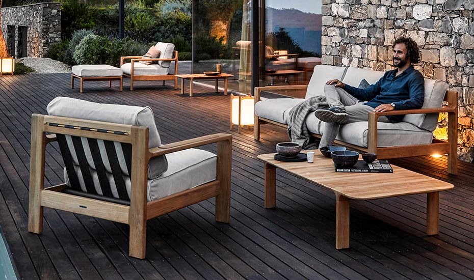 Who Makes The Most Comfortable Outdoor Furniture / The Best Materials