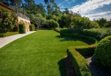 Synthetic Grass – The Low-Maintenance Option for Today’s Gardens